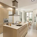 Ola Living Portaferrissa Apartment