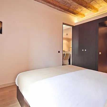 Ola Living Portaferrissa Barcelona