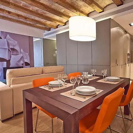 Ola Living Portaferrissa Apartment Barcelona