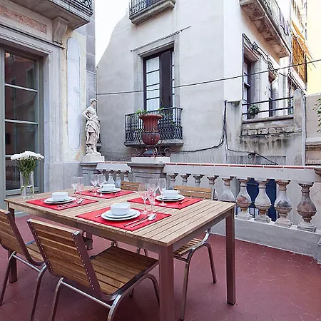 Ola Living Portaferrissa Apartment