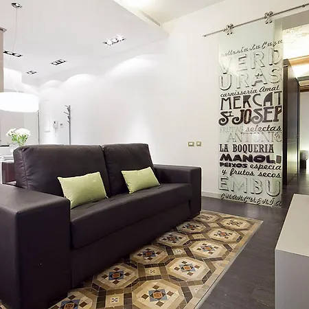 Ola Living Portaferrissa Apartment