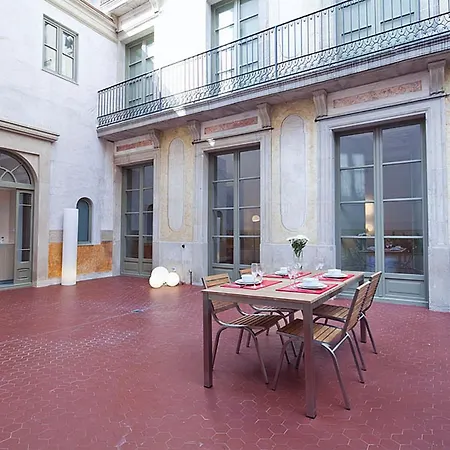 Ola Living Portaferrissa Apartment