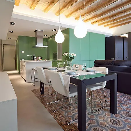 Appartamento Ola Living Portaferrissa *