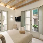 Ola Living Portaferrissa Apartmán *