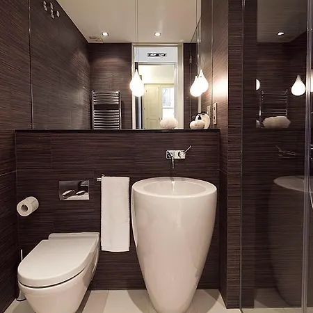 Ola Living Portaferrissa 公寓 *