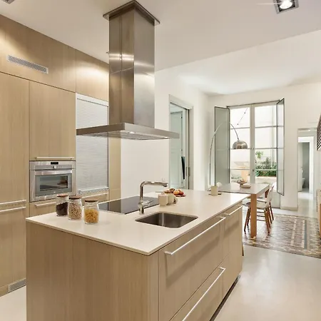 Ola Living Portaferrissa Apartament