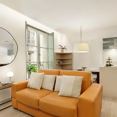 Ola Living Portaferrissa Apartment